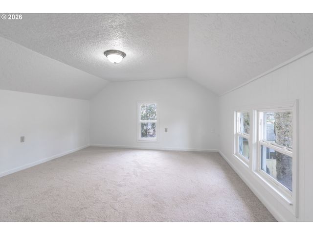 2912 T St, Vancouver, WA 98663