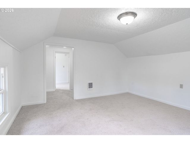 2912 T St, Vancouver, WA 98663