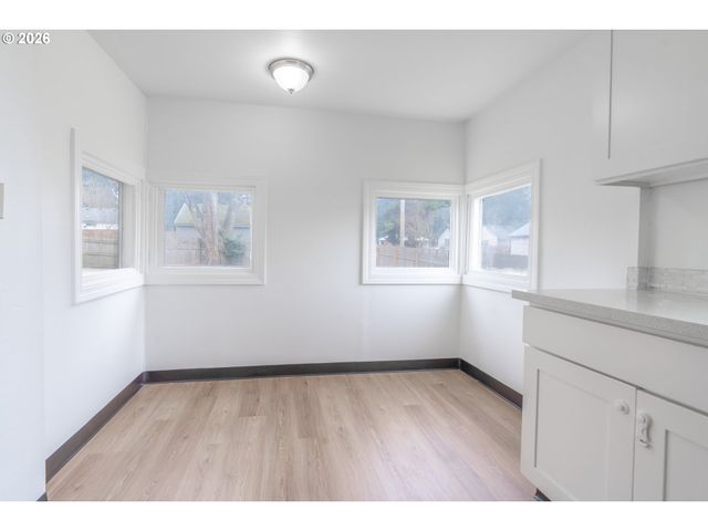 2912 T St, Vancouver, WA 98663