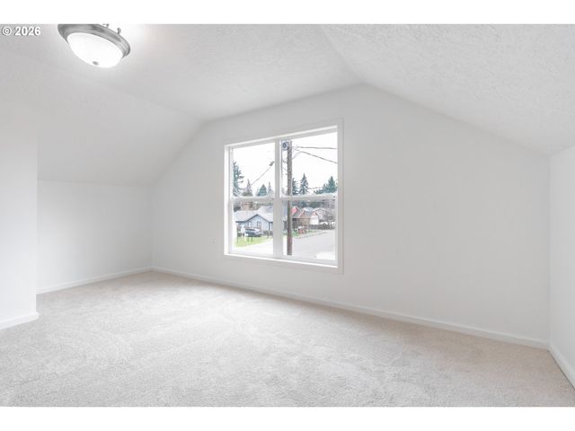 2912 T St, Vancouver, WA 98663