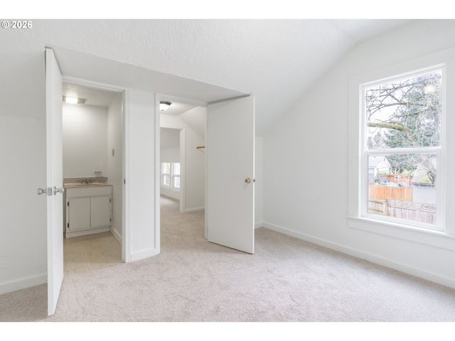 2912 T St, Vancouver, WA 98663