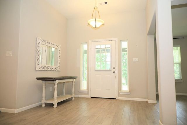 131 Feldspar Lane, Huntsville, TX 77340