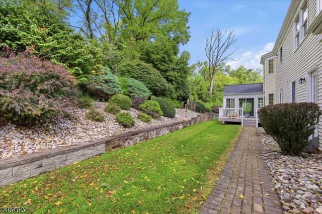 42 Copper Penny Rd, Raritan Twp., NJ 08822