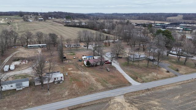 6682 KY-250, Calhoun, KY 42327