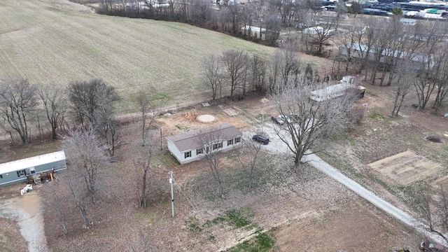 6682 KY-250, Calhoun, KY 42327