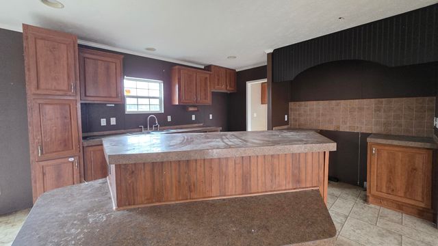 6682 KY-250, Calhoun, KY 42327