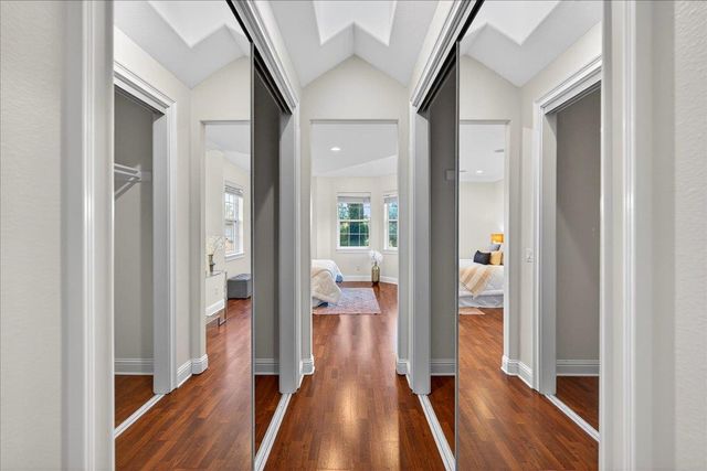 725 W Hacienda Avenue, Campbell, CA 95008