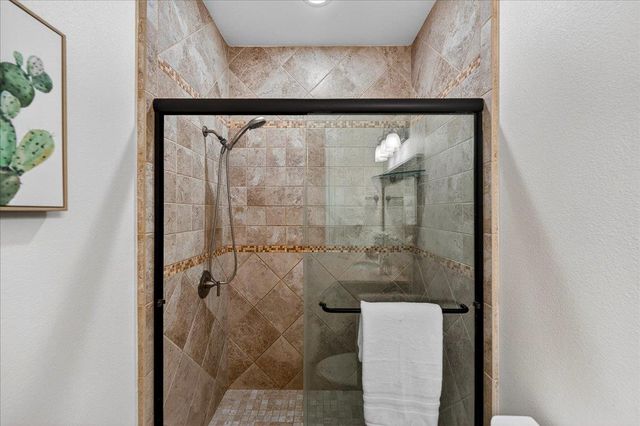 725 W Hacienda Avenue, Campbell, CA 95008