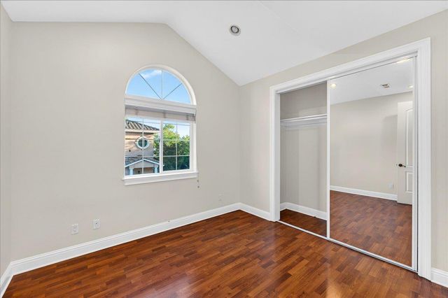 725 W Hacienda Avenue, Campbell, CA 95008