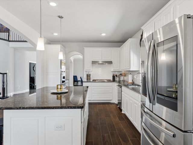 508 Tennington Lane, Shady Shores, TX 76208