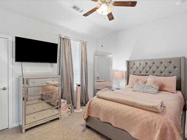 508 Tennington Lane, Shady Shores, TX 76208