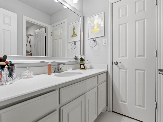 508 Tennington Lane, Shady Shores, TX 76208