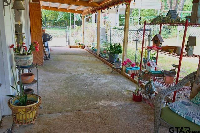10584 Hwy 64 E, Tyler, TX 75707