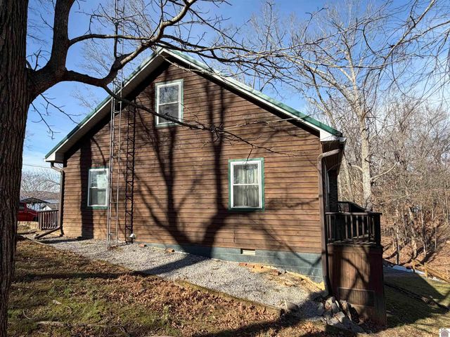 88 S Lakeshore, Cadiz, KY 42211