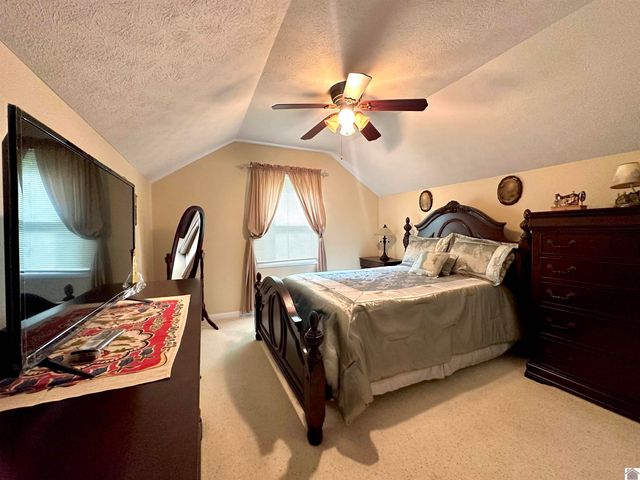 88 S Lakeshore, Cadiz, KY 42211