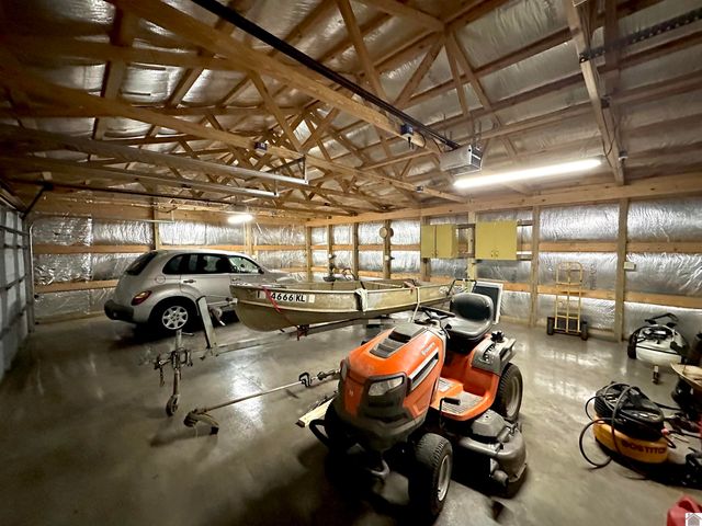 88 S Lakeshore, Cadiz, KY 42211