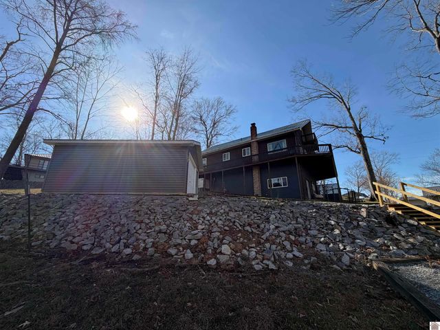 88 S Lakeshore, Cadiz, KY 42211