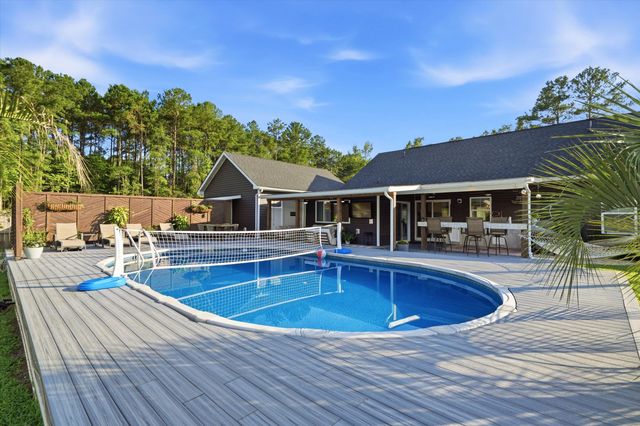 2536 Old Gilliard Road, Ridgeville, SC 29472