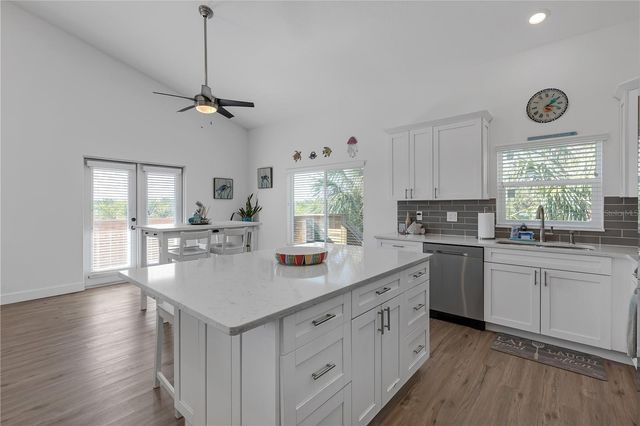 6602 S SHERRILL STREET, Tampa, FL 33616