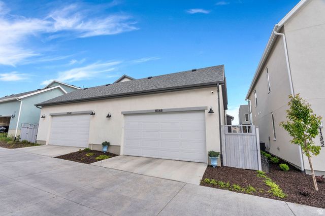 11348 S SILVER POND DR, South Jordan, UT 84009