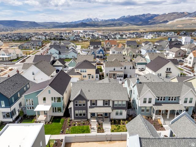 11348 S SILVER POND DR, South Jordan, UT 84009