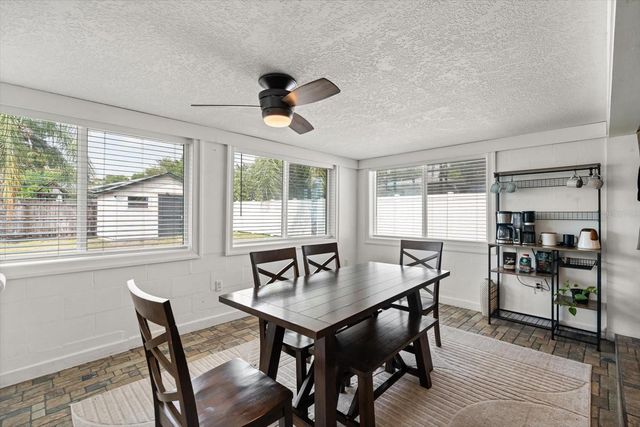 2211 OREGON STREET, Orlando, FL 32803