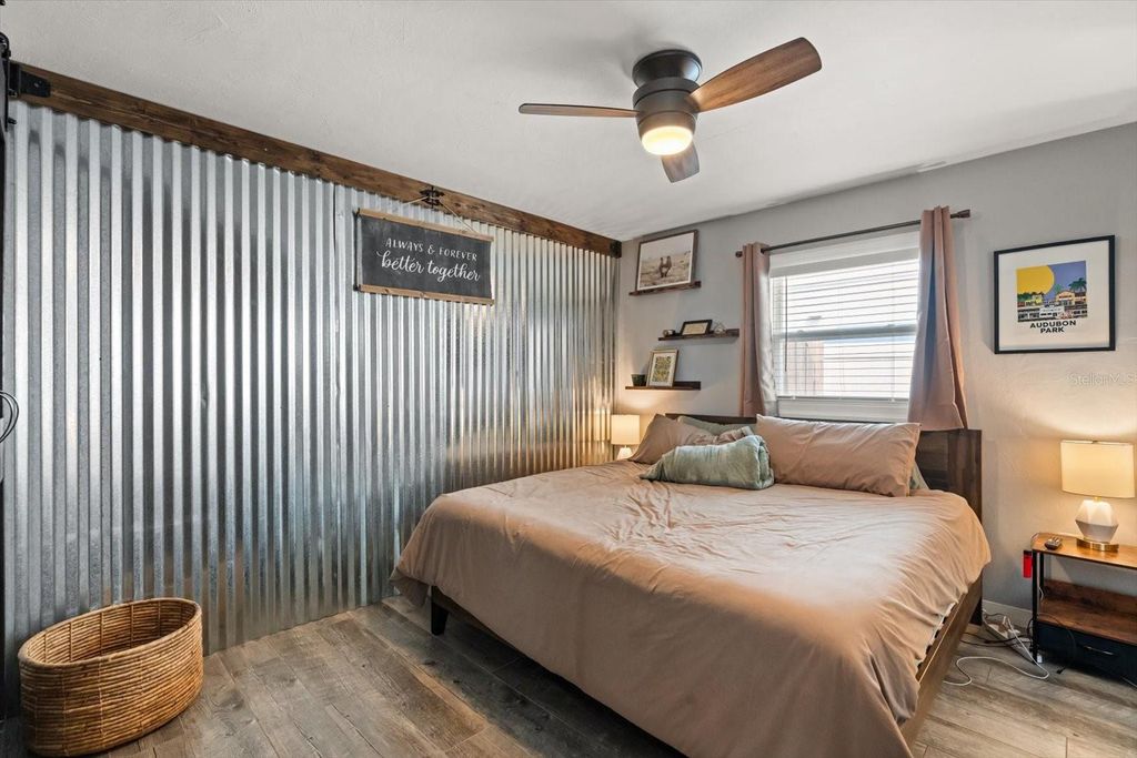 Image 18 of property listing at 2211 OREGON STREET, Orlando, FL 32803