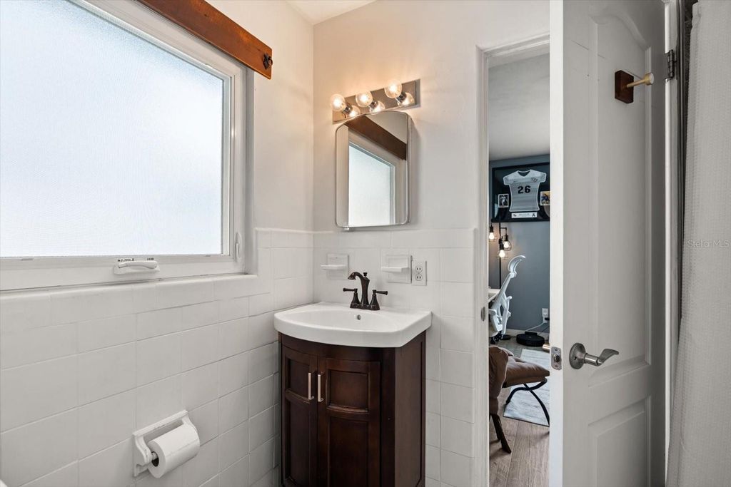 Image 22 of property listing at 2211 OREGON STREET, Orlando, FL 32803