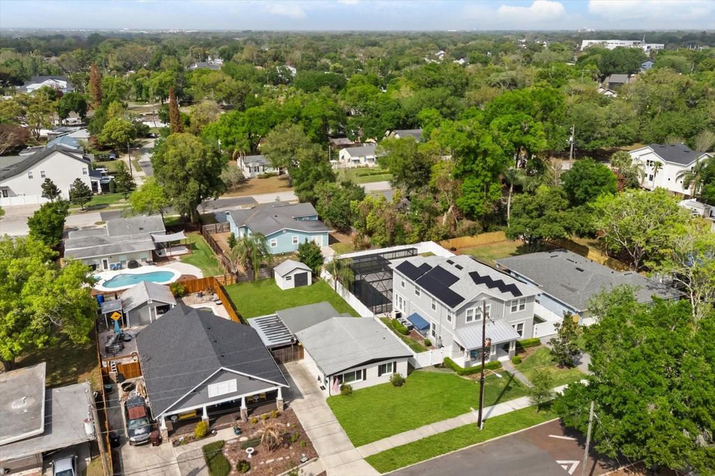 Image 27 of property listing at 2211 OREGON STREET, Orlando, FL 32803