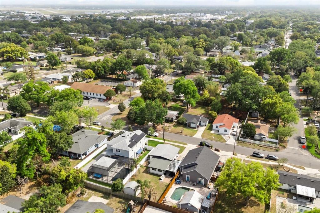 Image 29 of property listing at 2211 OREGON STREET, Orlando, FL 32803