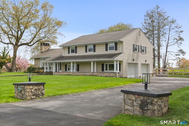 116 Far Horizons Drive, Easton, CT 06612