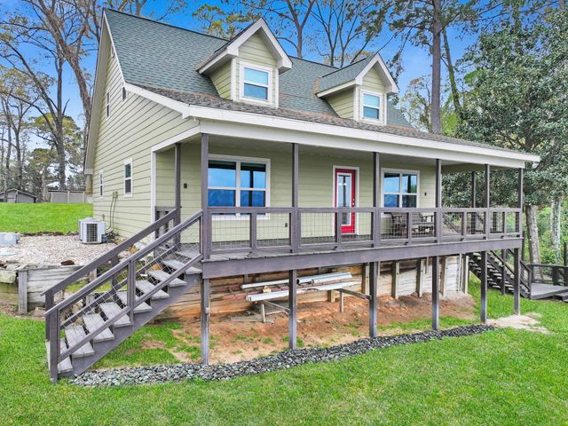 270 Andrew Jackson Circle, Hemphill, TX 75948