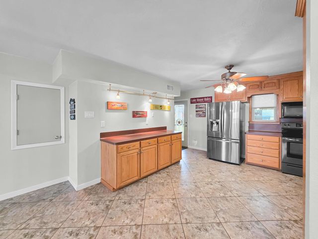 270 Andrew Jackson Circle, Hemphill, TX 75948