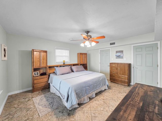 270 Andrew Jackson Circle, Hemphill, TX 75948