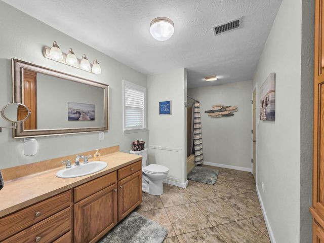 270 Andrew Jackson Circle, Hemphill, TX 75948