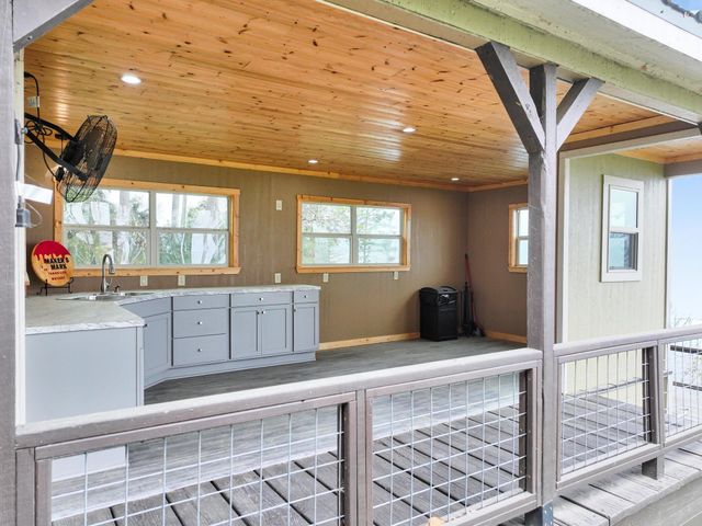 270 Andrew Jackson Circle, Hemphill, TX 75948