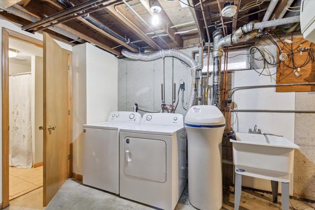 2107 Purvis Avenue, Janesville, WI 53548