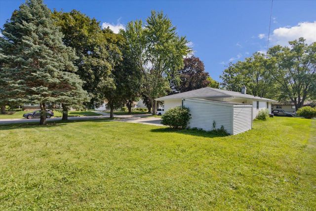 2107 Purvis Avenue, Janesville, WI 53548