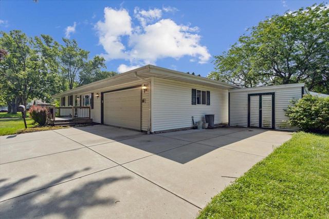 2107 Purvis Avenue, Janesville, WI 53548