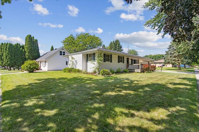2107 Purvis Avenue, Janesville, WI 53548