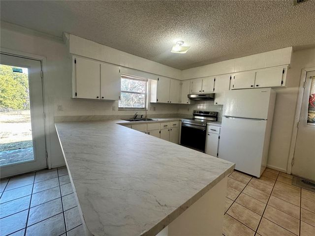 606 WATER ROAD, Ocala, FL 34472