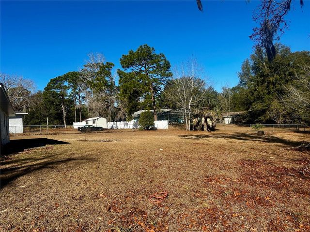 606 WATER ROAD, Ocala, FL 34472