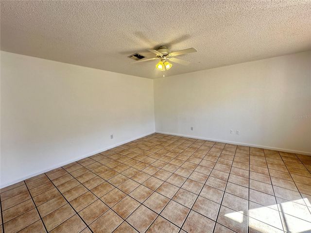 606 WATER ROAD, Ocala, FL 34472