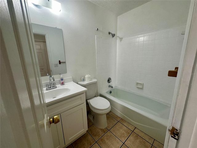 606 WATER ROAD, Ocala, FL 34472