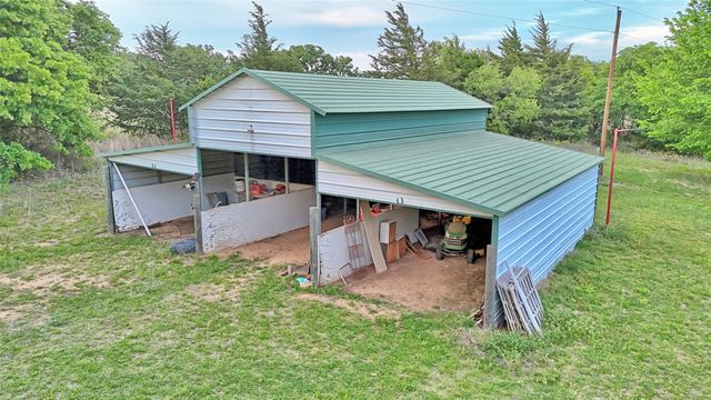 186 County Road 429, Muenster, TX 76252