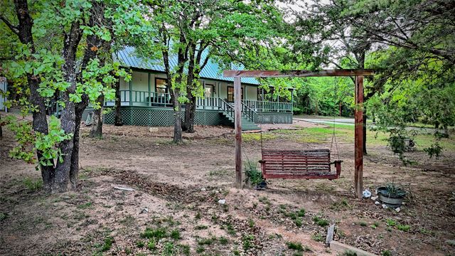186 County Road 429, Muenster, TX 76252