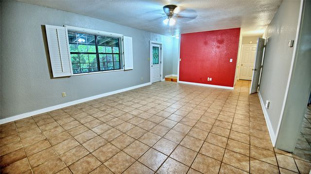 186 County Road 429, Muenster, TX 76252