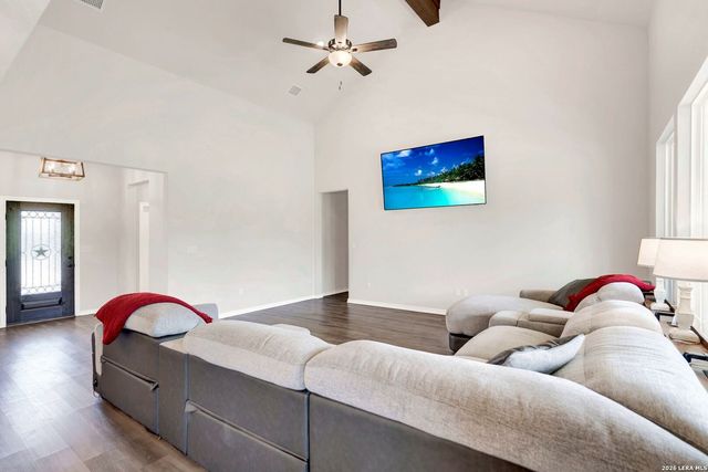 618 PRIVATE ROAD 5769, Castroville, TX 78009