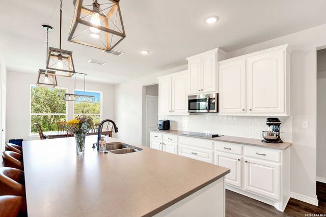 618 PRIVATE ROAD 5769, Castroville, TX 78009