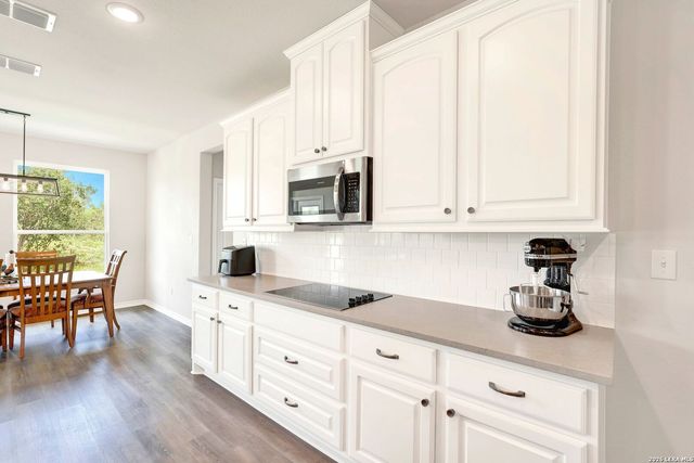 618 PRIVATE ROAD 5769, Castroville, TX 78009